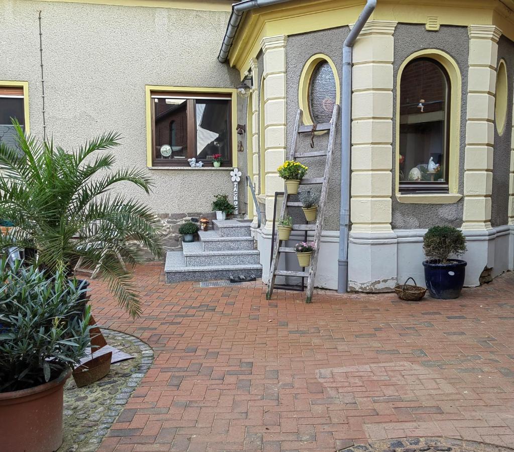 Pension Claudia Gueldenpfennig Tangermunde Bagian luar foto
